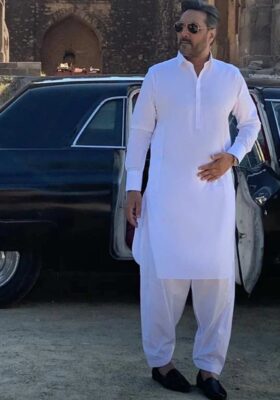 White Cotton Kameez Shalwar