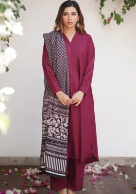 Nayaab (Precious) Odhni - Rich Black