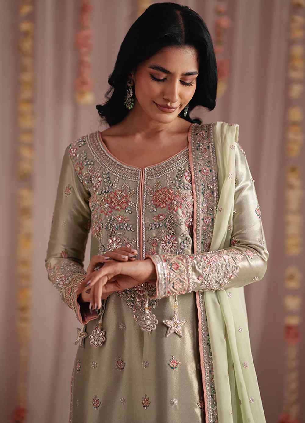 Mint Green Tissue Shirt, Izaar & Dupatta - Image 2