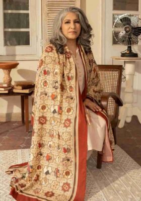 Zeenat (Timeless Beauty) - Antique Maroon Odhni
