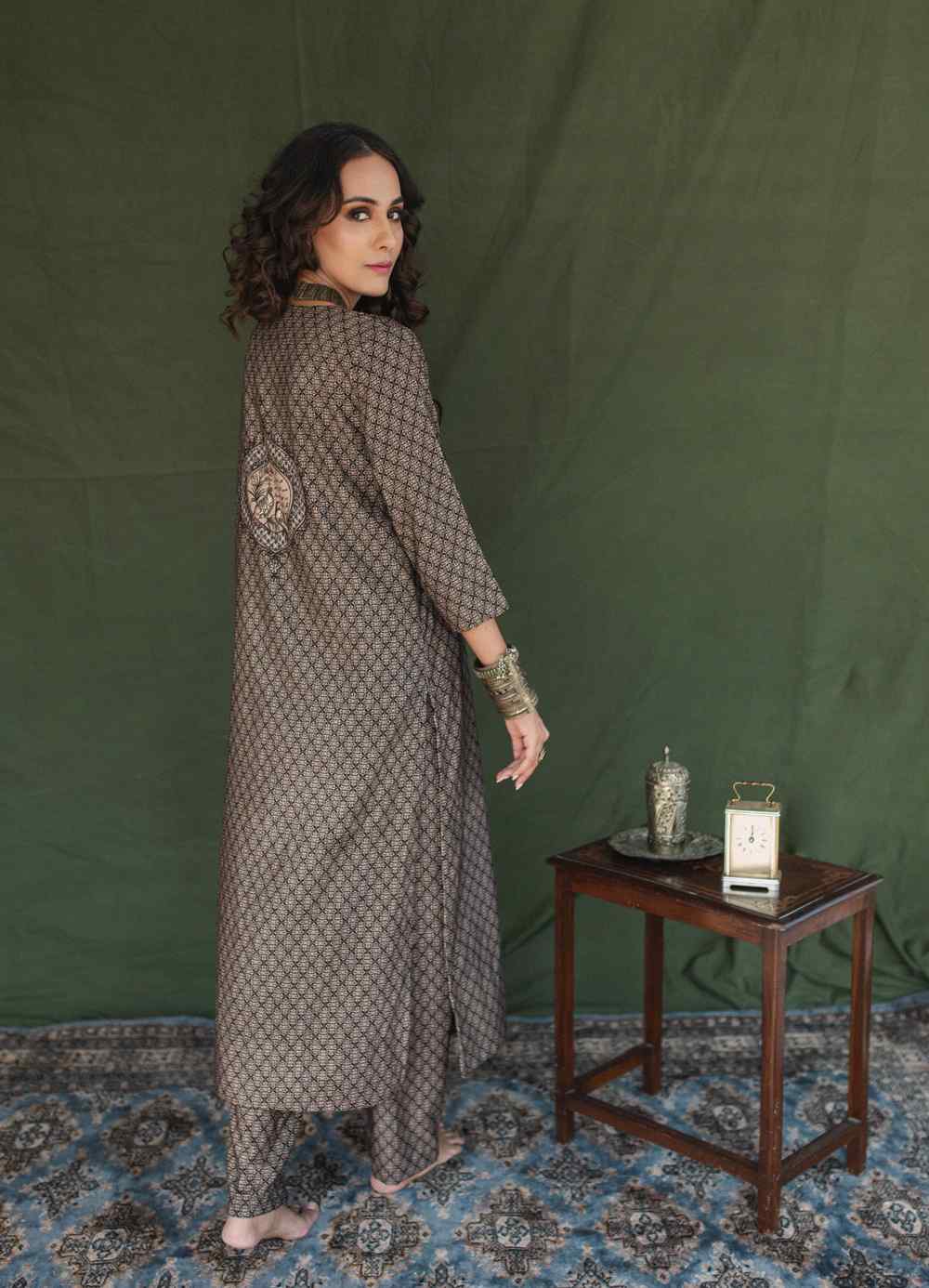 Elora Velvet Co-ord Set - Black - Image 2