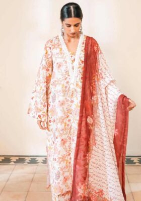 Gulnaar (Fruit Flora) - Off White & Maroon Dupatta