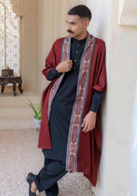 Ishq (Love) Cape - Maroon and Beige