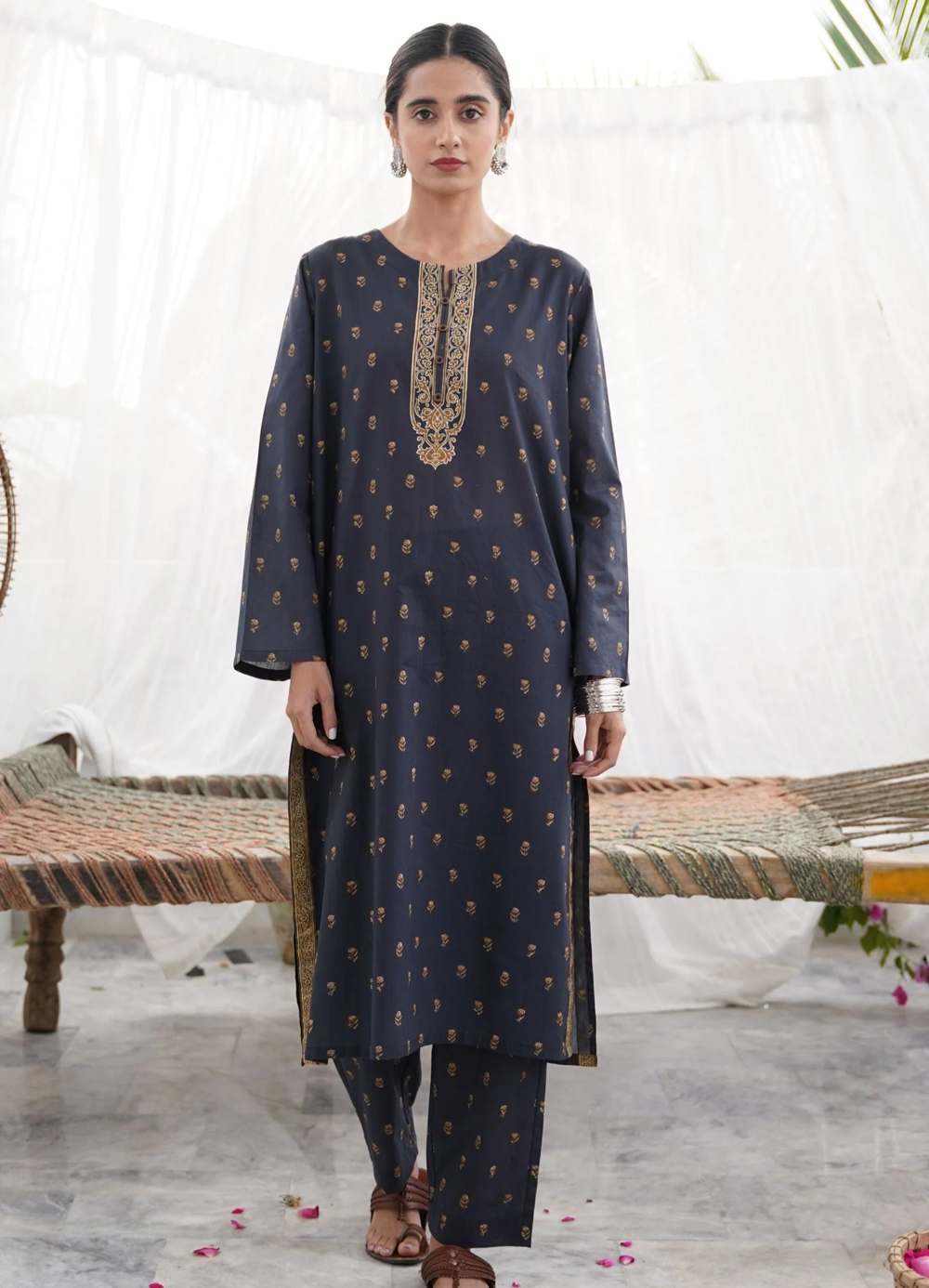 Qadr (Value Of Appreciation) Co-ord Set - Black - Image 3